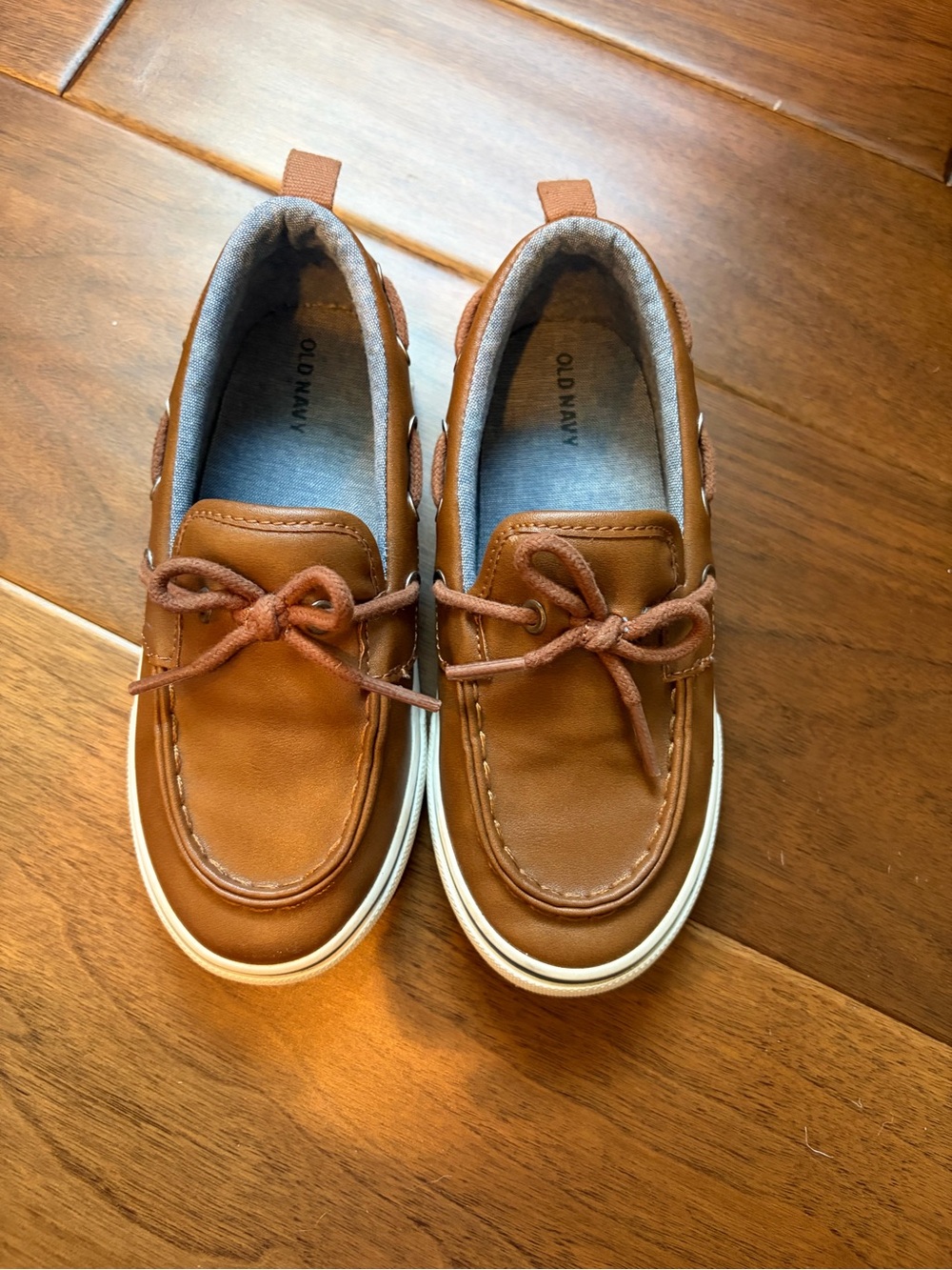 Old Navy Kids' Tan Moccasin Boat Shoes size 11  - EUC